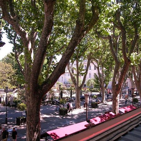 Hotel Alizea Avignon Bagian luar foto