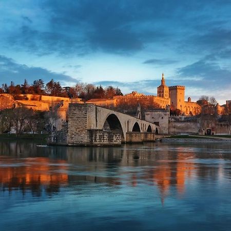 Hotel Alizea Avignon Bagian luar foto