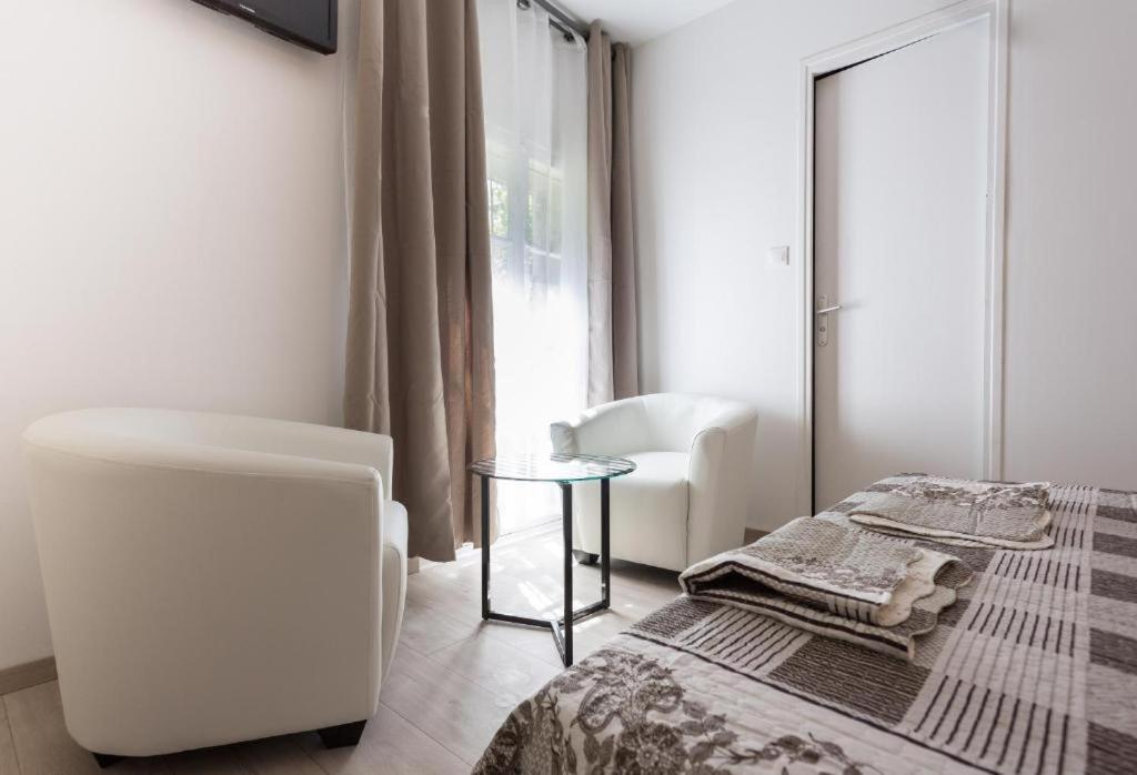 Hotel Alizea Avignon Bagian luar foto