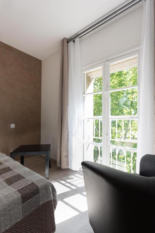 Hotel Alizea Avignon Bagian luar foto