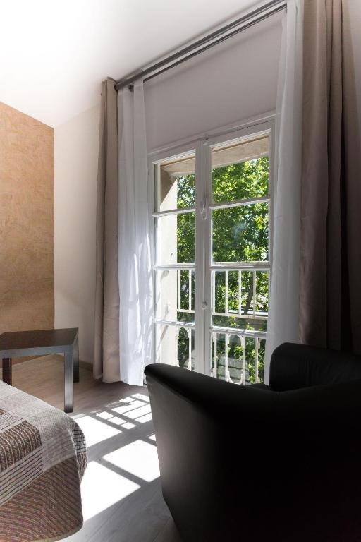 Hotel Alizea Avignon Bagian luar foto