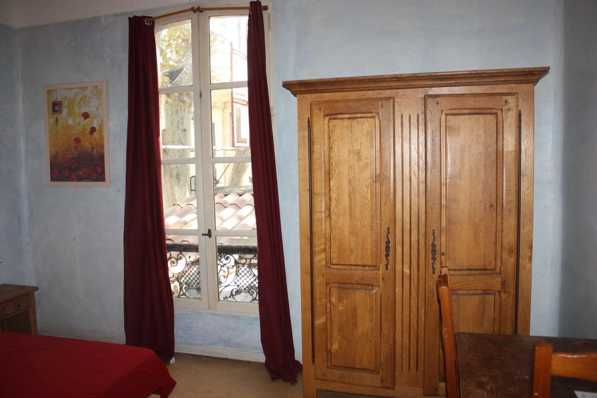 Hotel Alizea Avignon Bagian luar foto