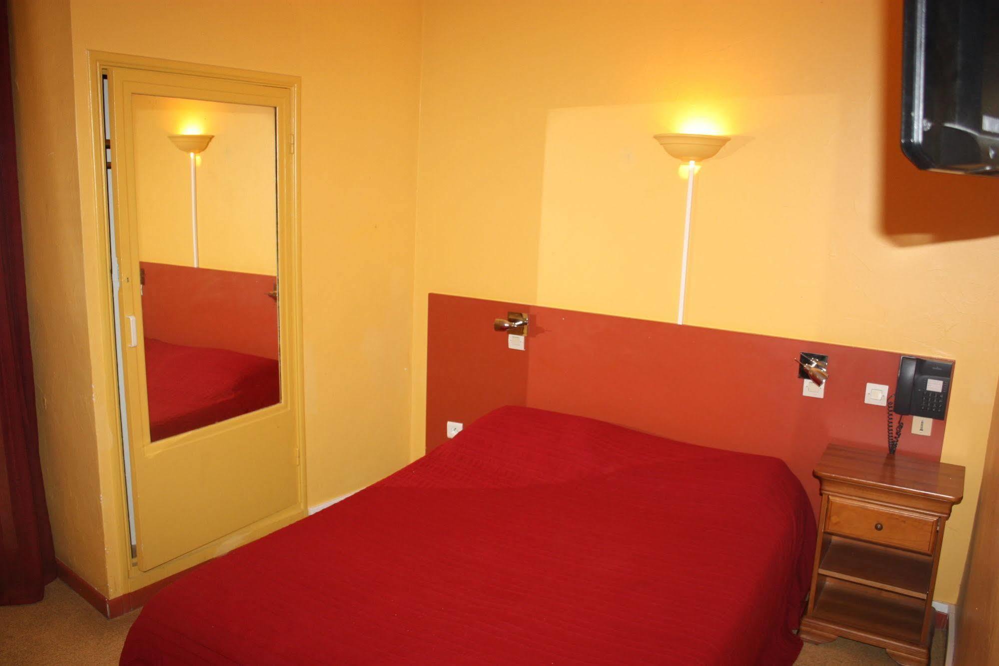 Hotel Alizea Avignon Bagian luar foto