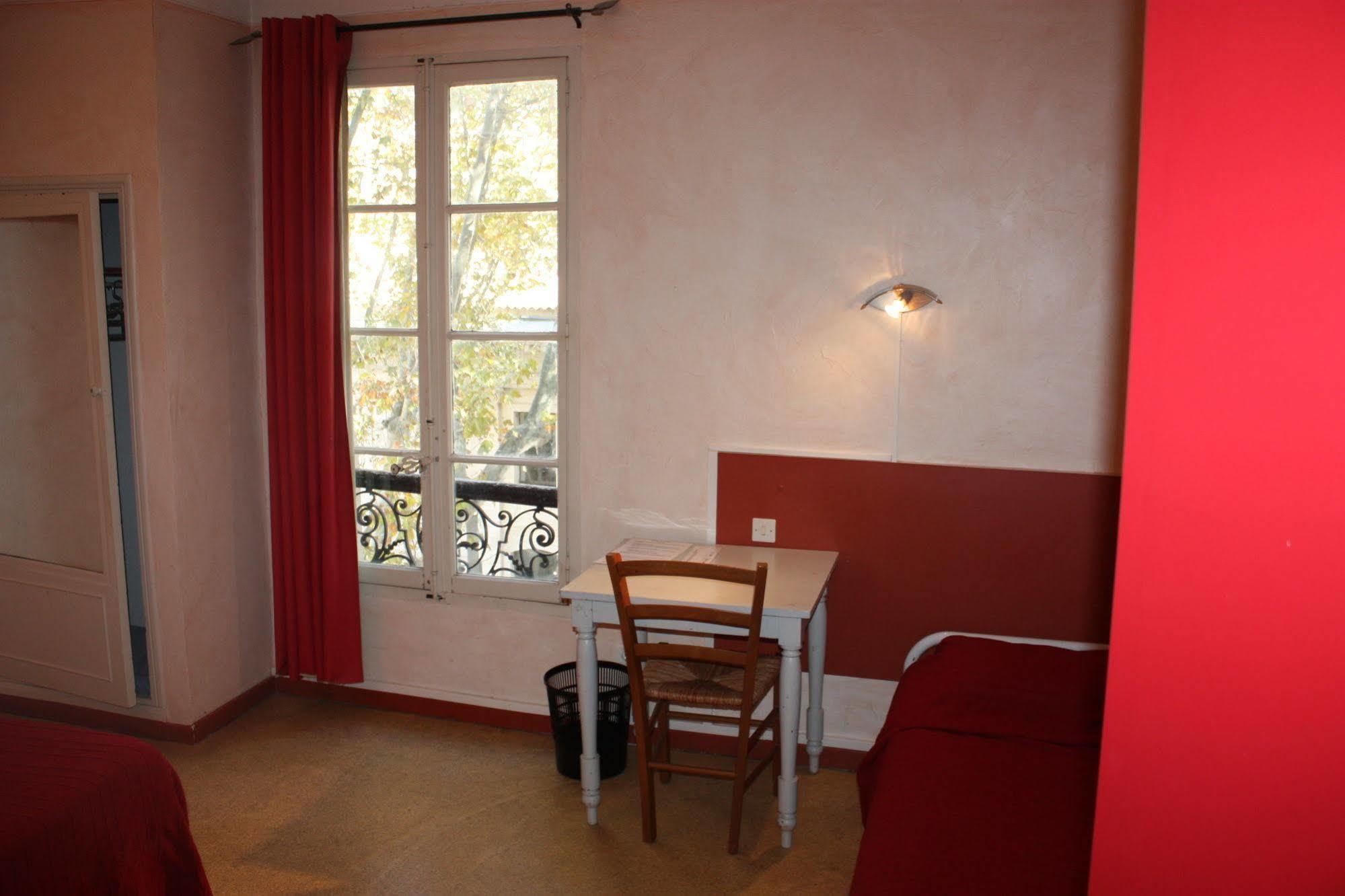 Hotel Alizea Avignon Bagian luar foto