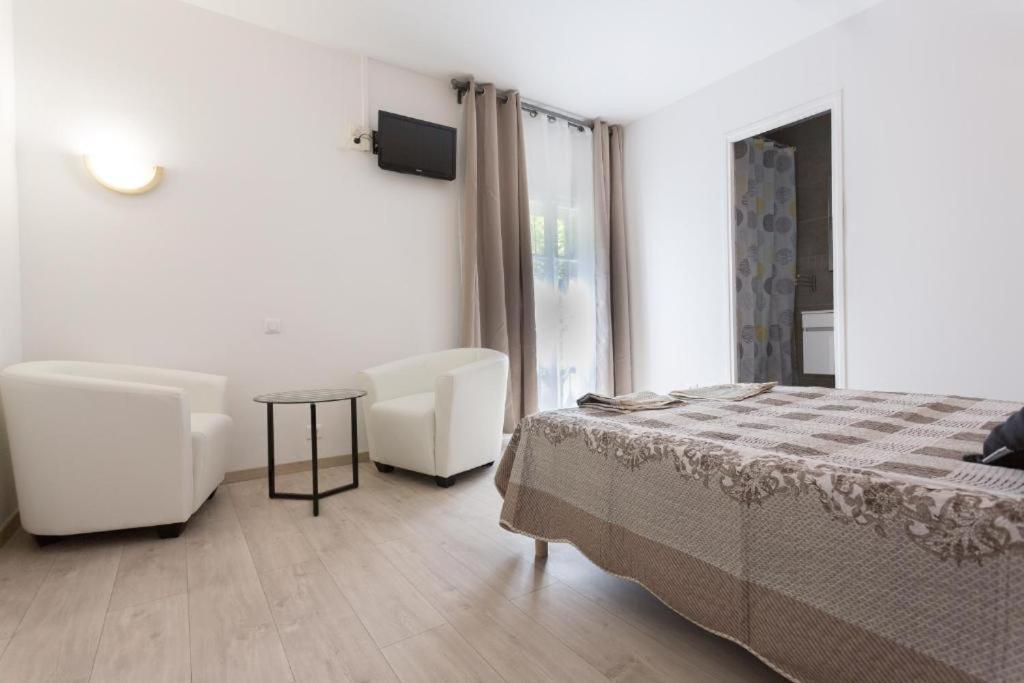 Hotel Alizea Avignon Bagian luar foto